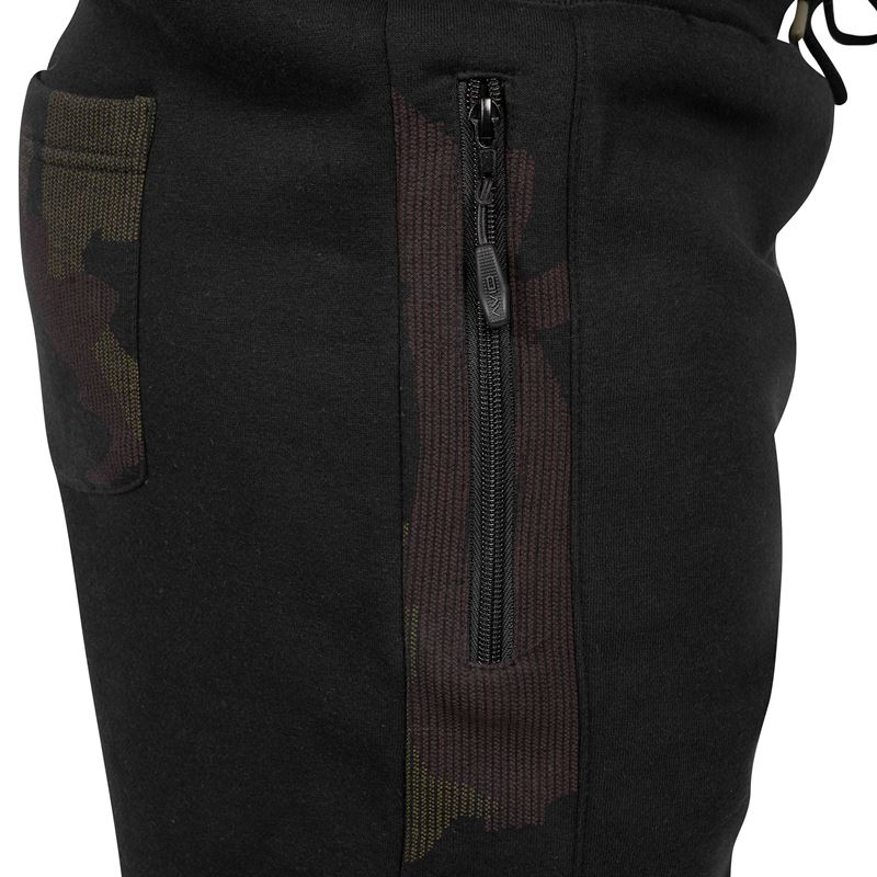 Avid Carp Distortion Black Jogger Shorts Fishing Clothing – hobbyhomeuk